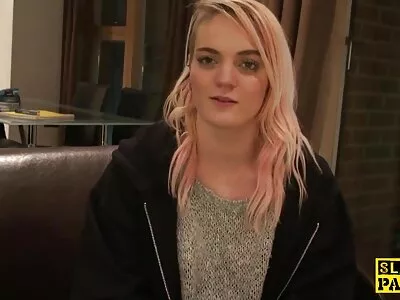 Ba cô gái có sex gai nhat ban lesbian vui vẻ tại các giả ký túc xá